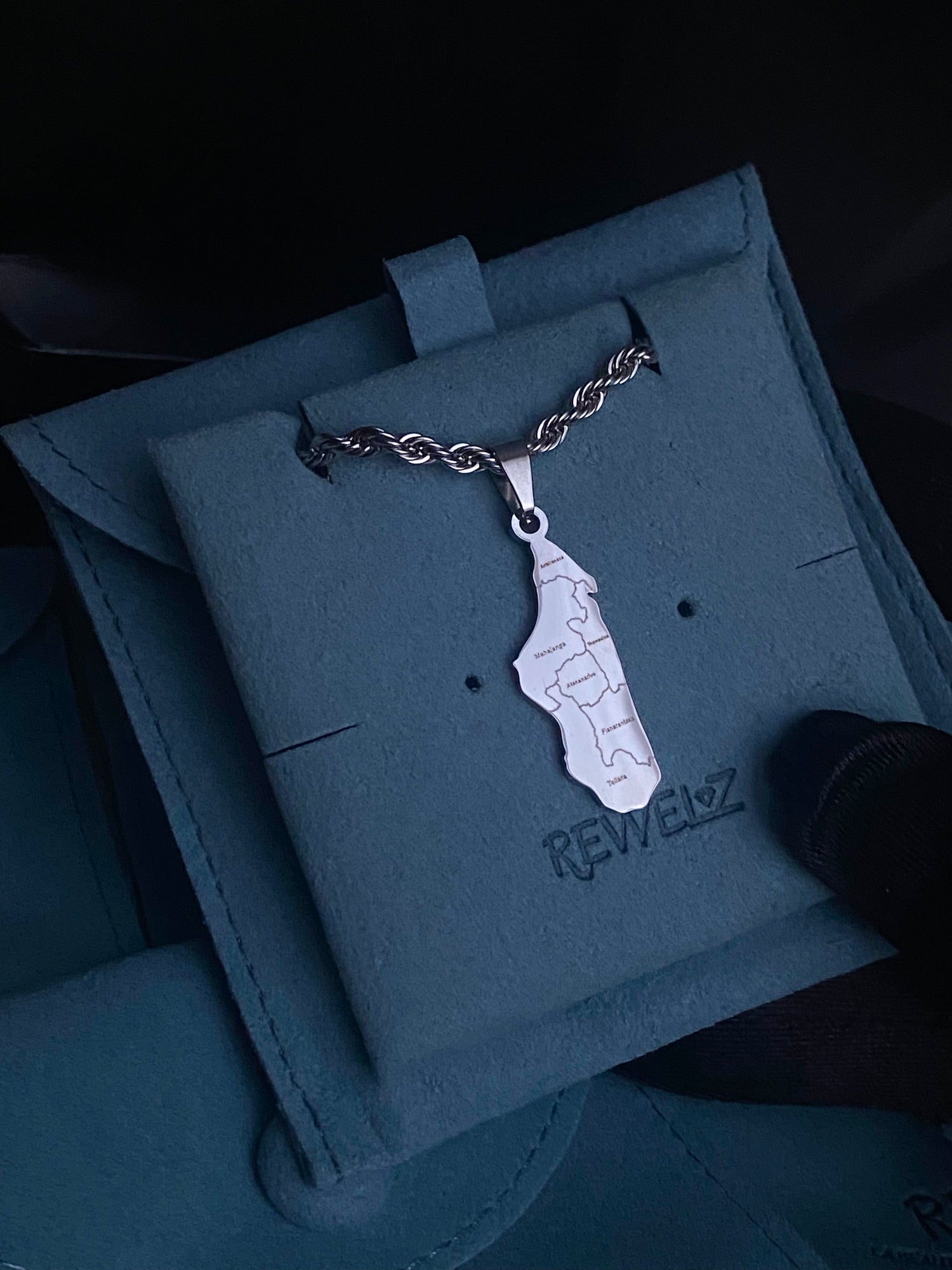 PAYS D'AFRIQUE Rewelz